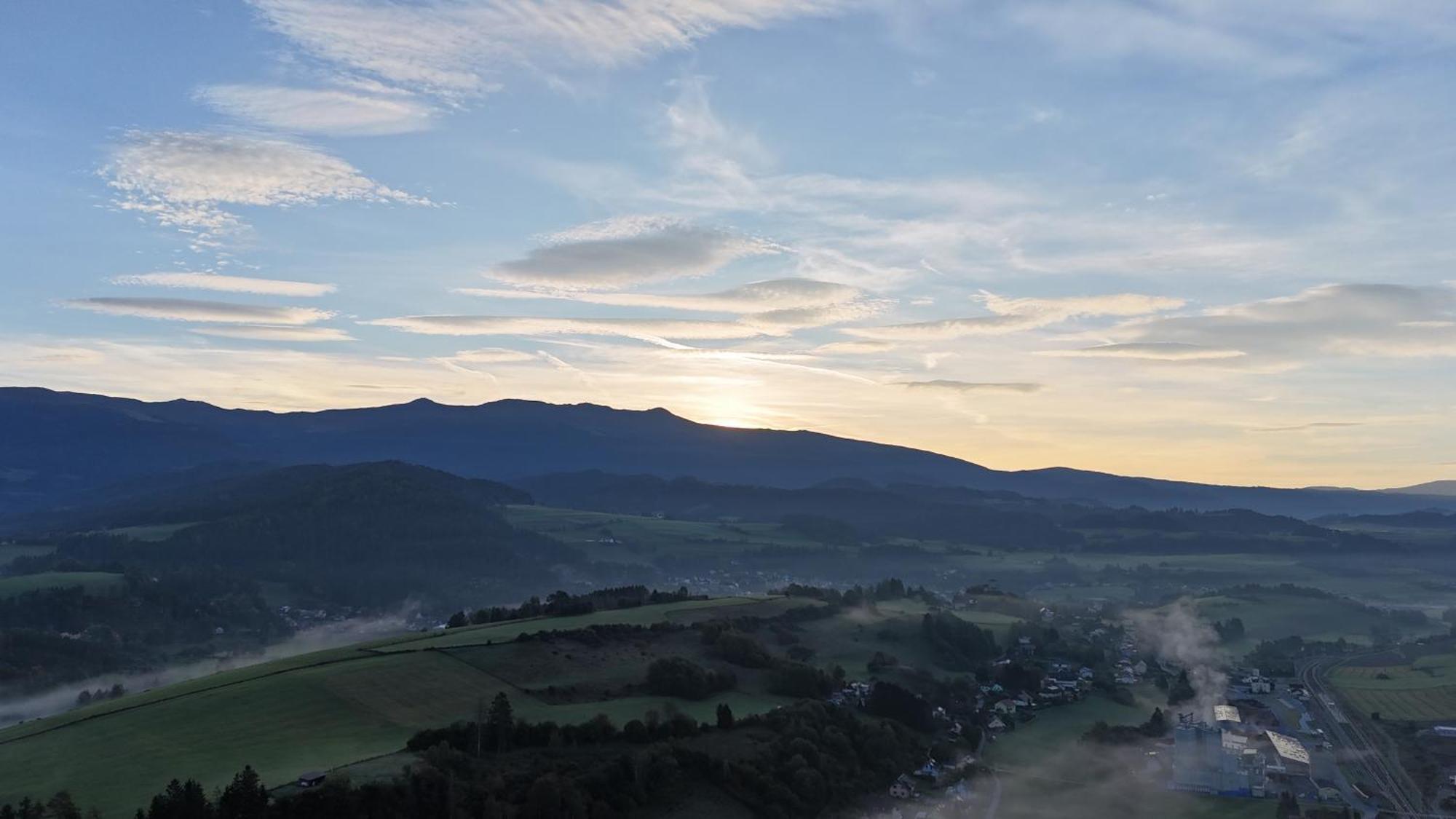 Haus Petra Apartman Neumarkt in Steiermark Kültér fotó